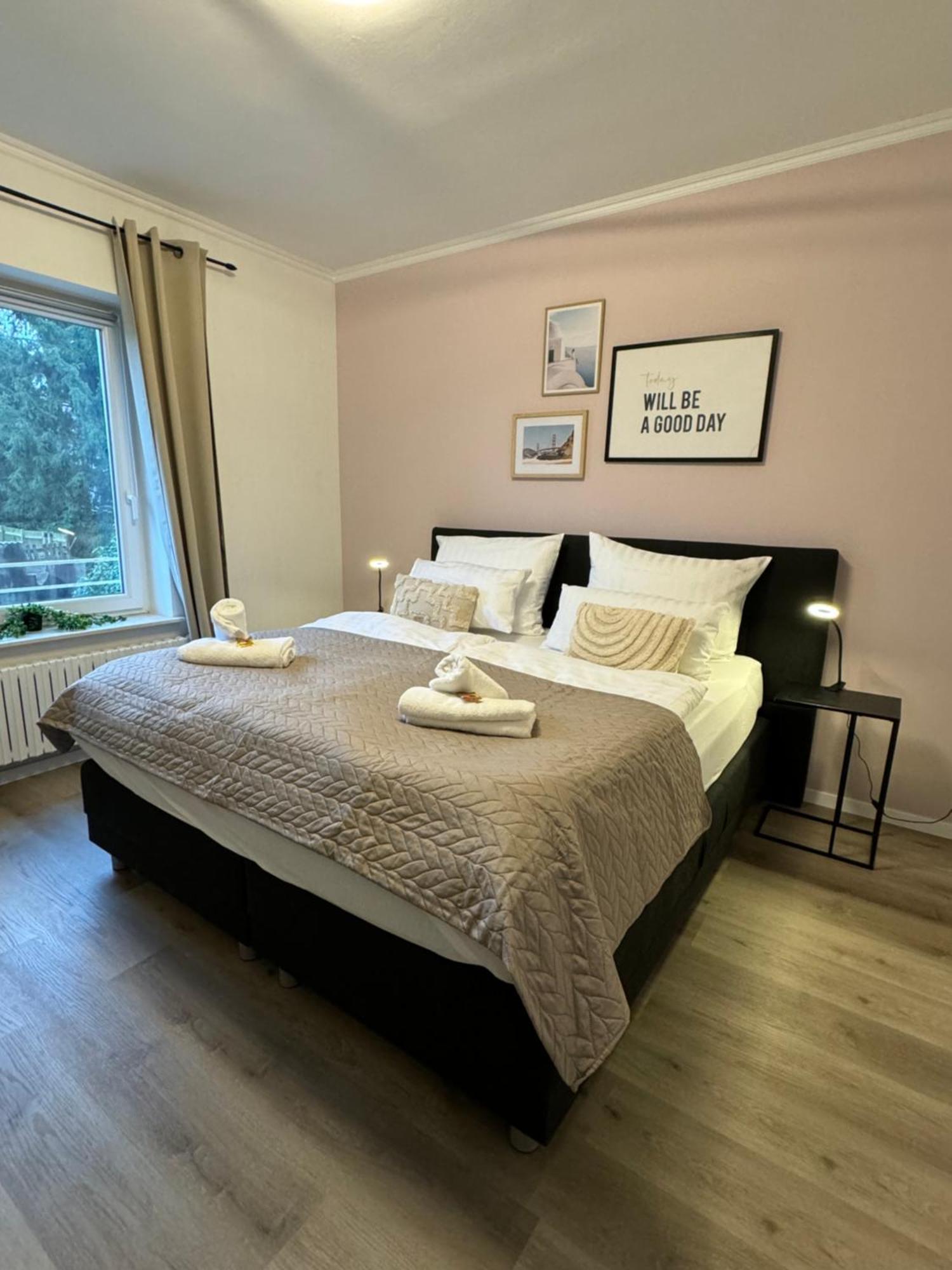 Haus Mit Garten - Kingbett - Wifi - Parkplatz Essen Kültér fotó